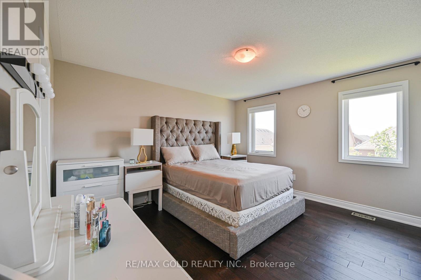20 Meadowcrest Lane, Brampton, Ontario  L7A 0T8 - Photo 32 - W12394291