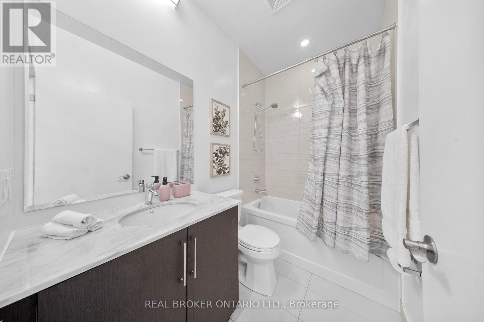 103 - 840 Queen's Plate Drive, Toronto, Ontario  M9W 6Z3 - Photo 23 - W12394421