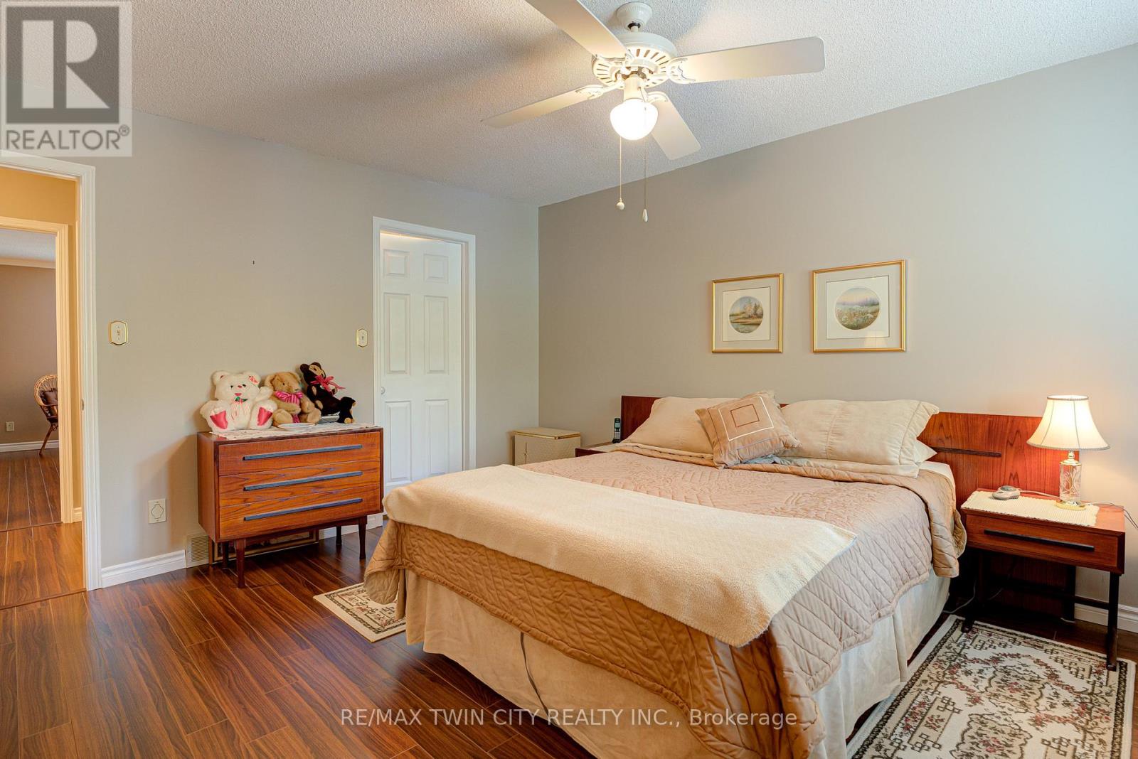 12 - 523 Beechwood Drive, Waterloo, Ontario  N2T 2G7 - Photo 17 - X12394256