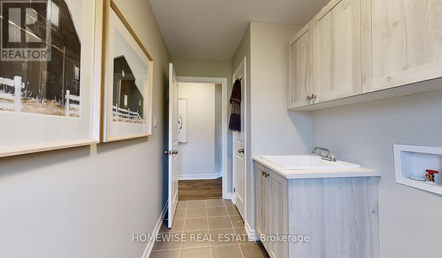 25 York Drive, Peterborough (Monaghan Ward 2), Ontario  K9K 0H5 - Photo 20 - X12394331