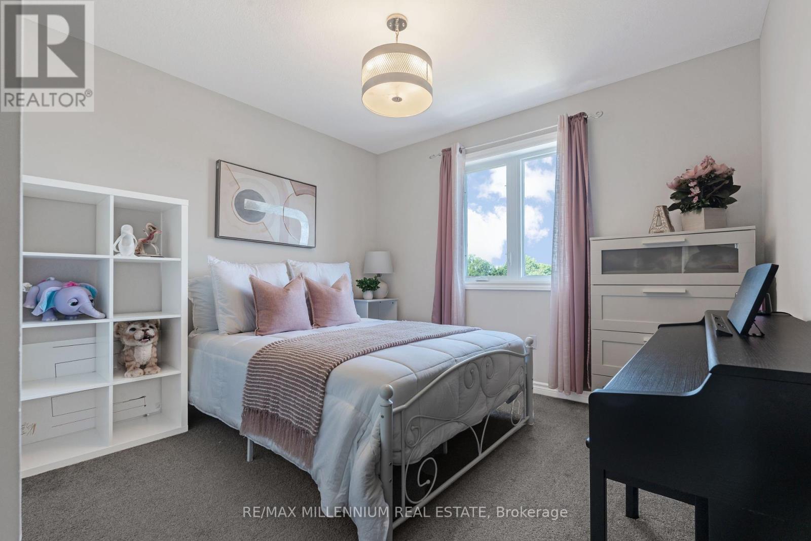 365 Beech Street, Lucan Biddulph, Ontario  N0M 2J0 - Photo 38 - X12394351