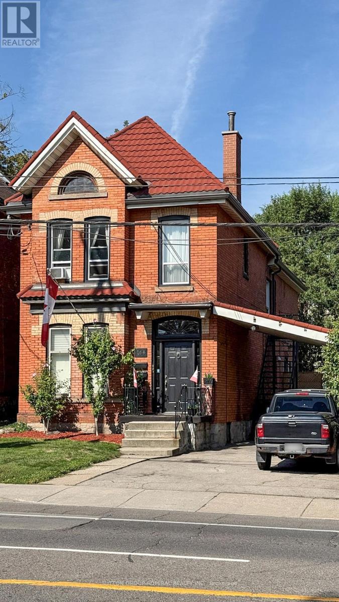 164 Wentworth Street S, Hamilton, Ontario  L8N 2Z2 - Photo 4 - X12394367