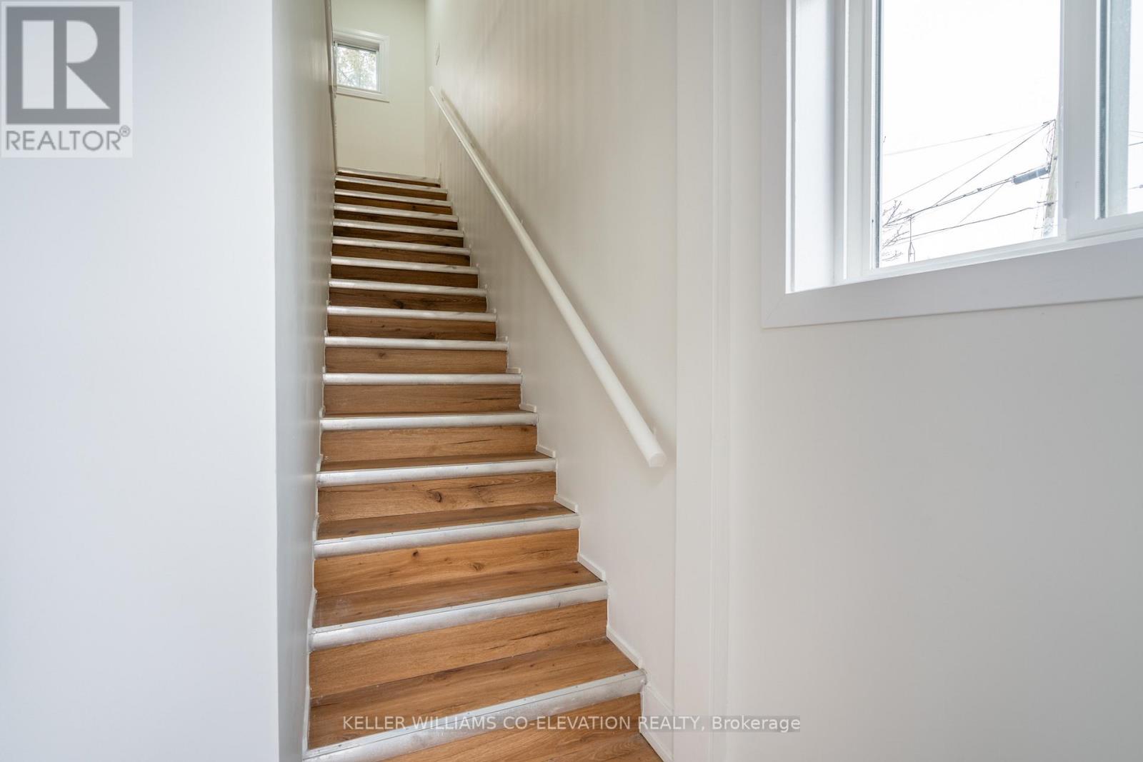 2 - 50 Martin Street, Thorold, Ontario  L2V 3X2 - Photo 4 - X12394388