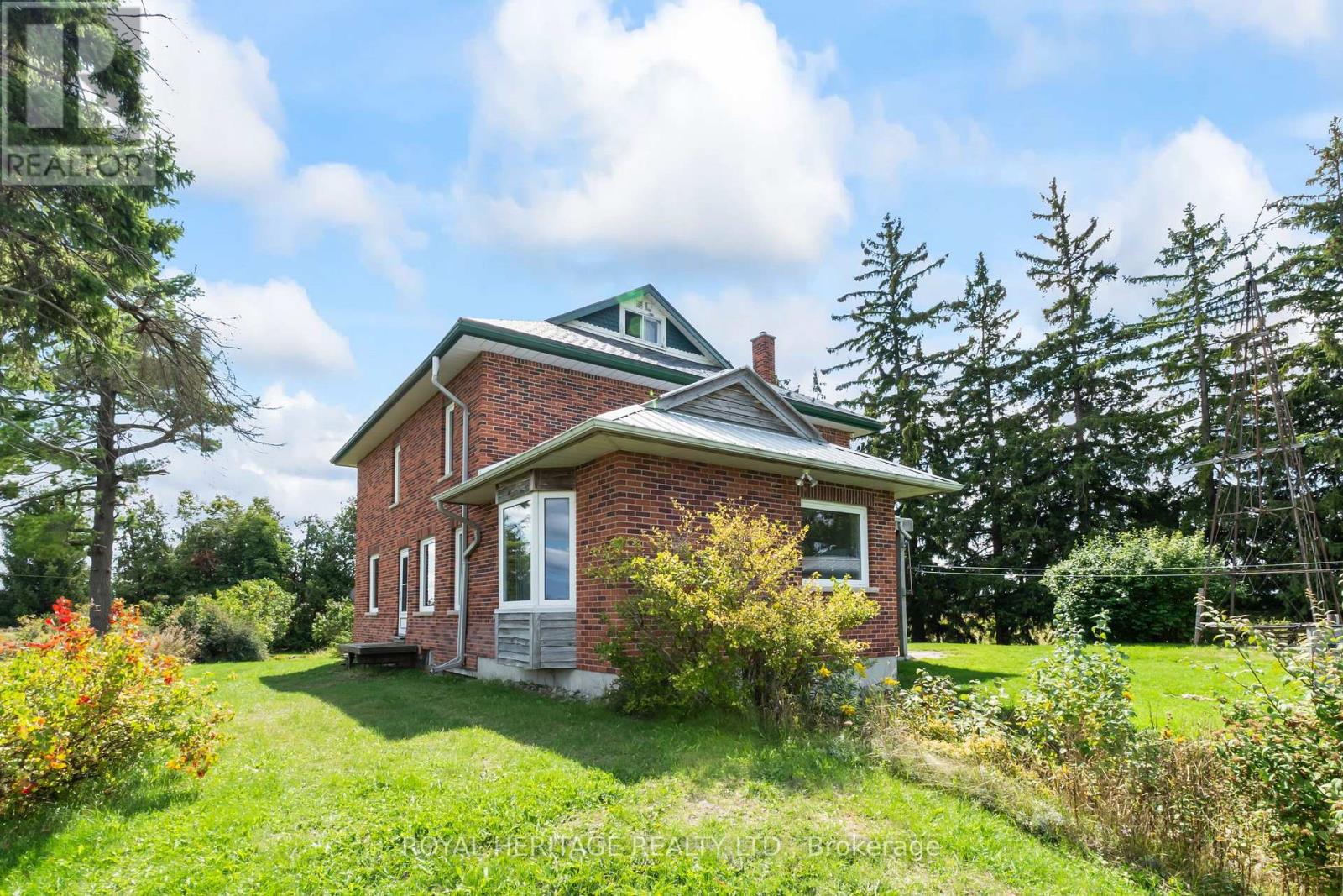 901 Cresswell Road, Kawartha Lakes, Ontario  K0M 2C0 - Photo 3 - X12394430