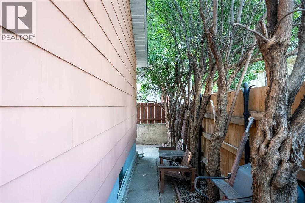 Property at 1221 4 Avenue S image 4