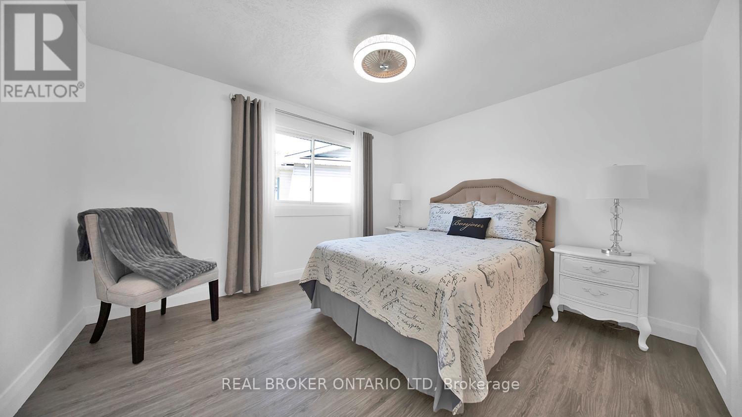 46 St Andrews Place, South Huron (Stephen), Ontario  N0M 1T0 - Photo 14 - X12394535