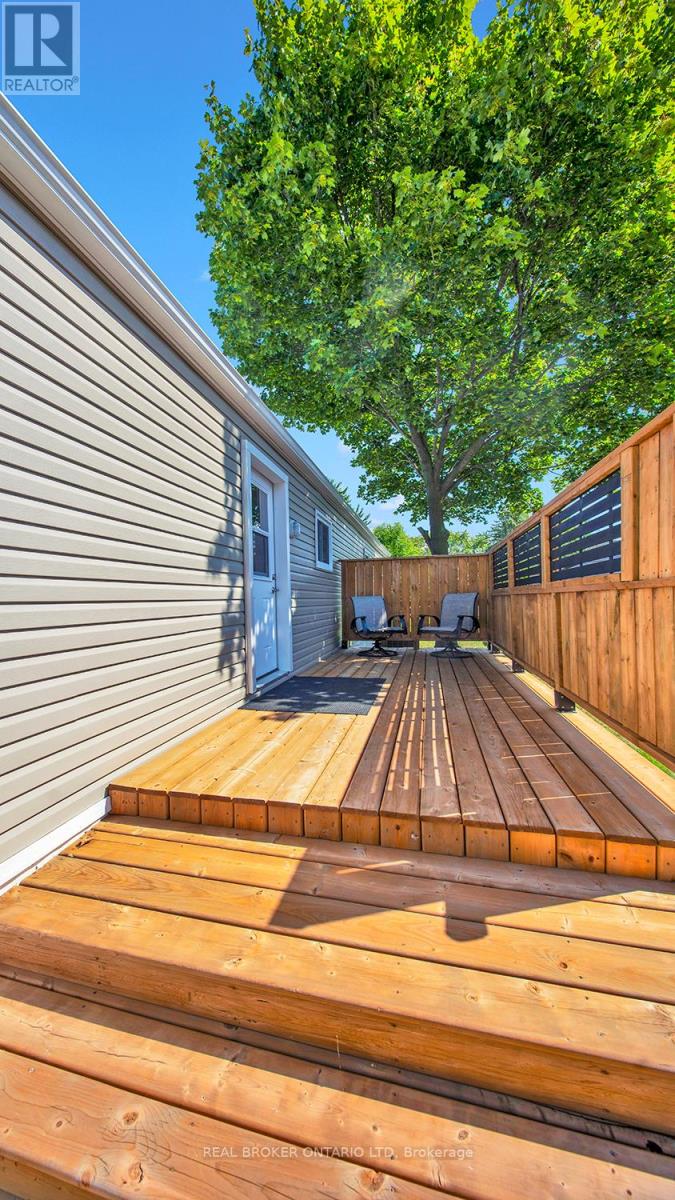 46 St Andrews Place, South Huron (Stephen), Ontario  N0M 1T0 - Photo 25 - X12394535