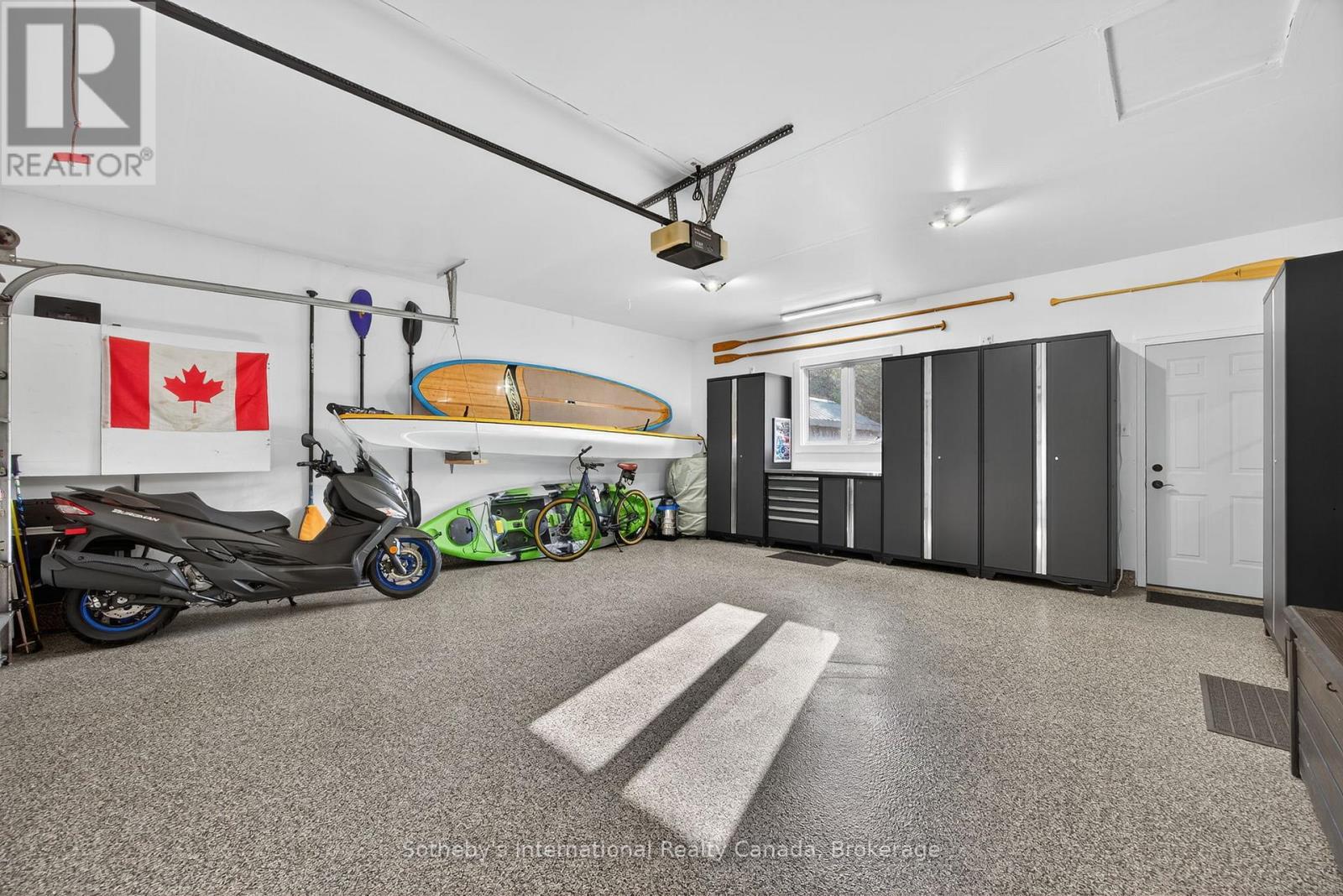 35 Elgin Street S, Blue Mountains, Ontario  N0H 2P0 - Photo 37 - X12394533