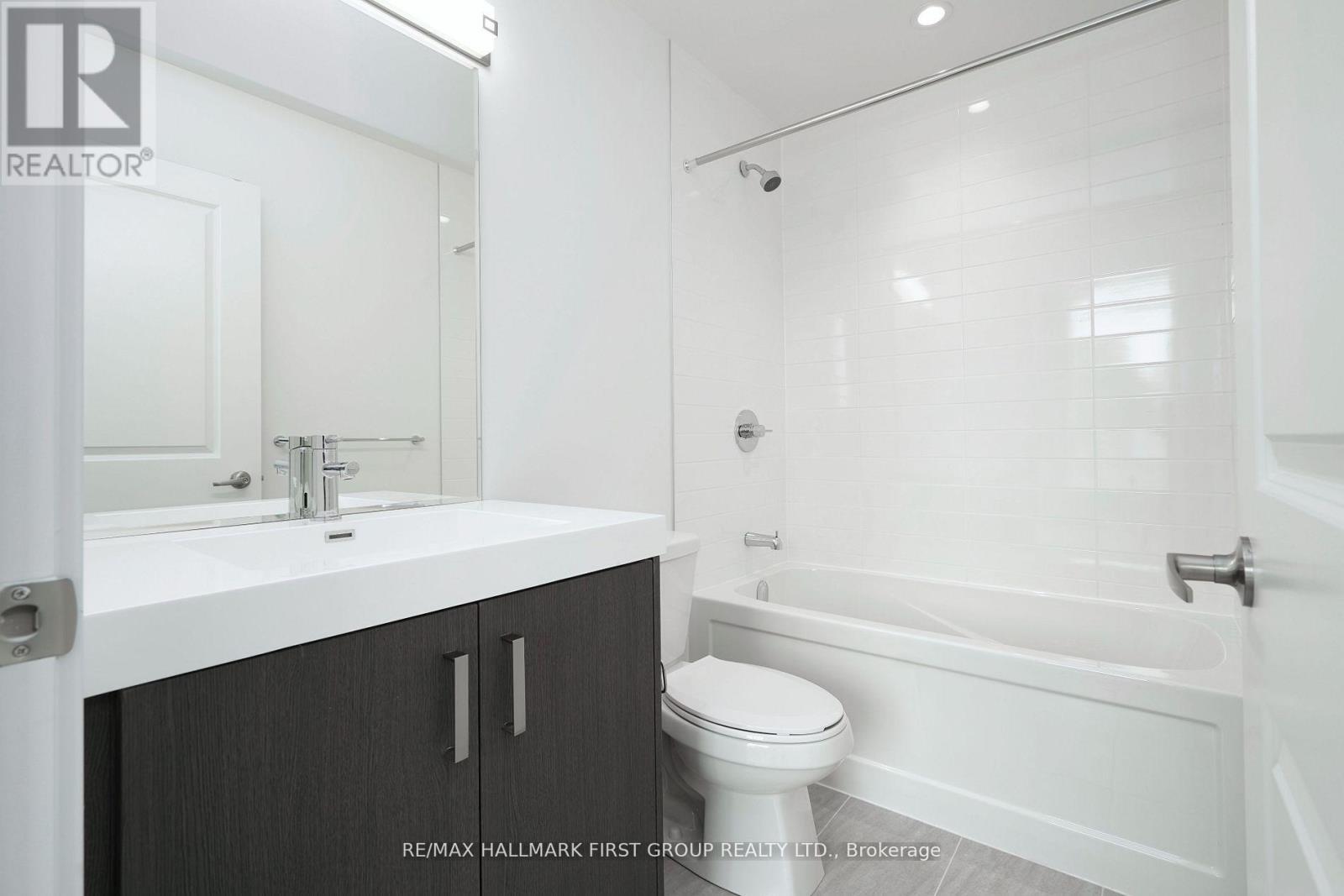 216 - 1010 Dundas Street E, Whitby, Ontario  L1N 2K2 - Photo 6 - E12394440
