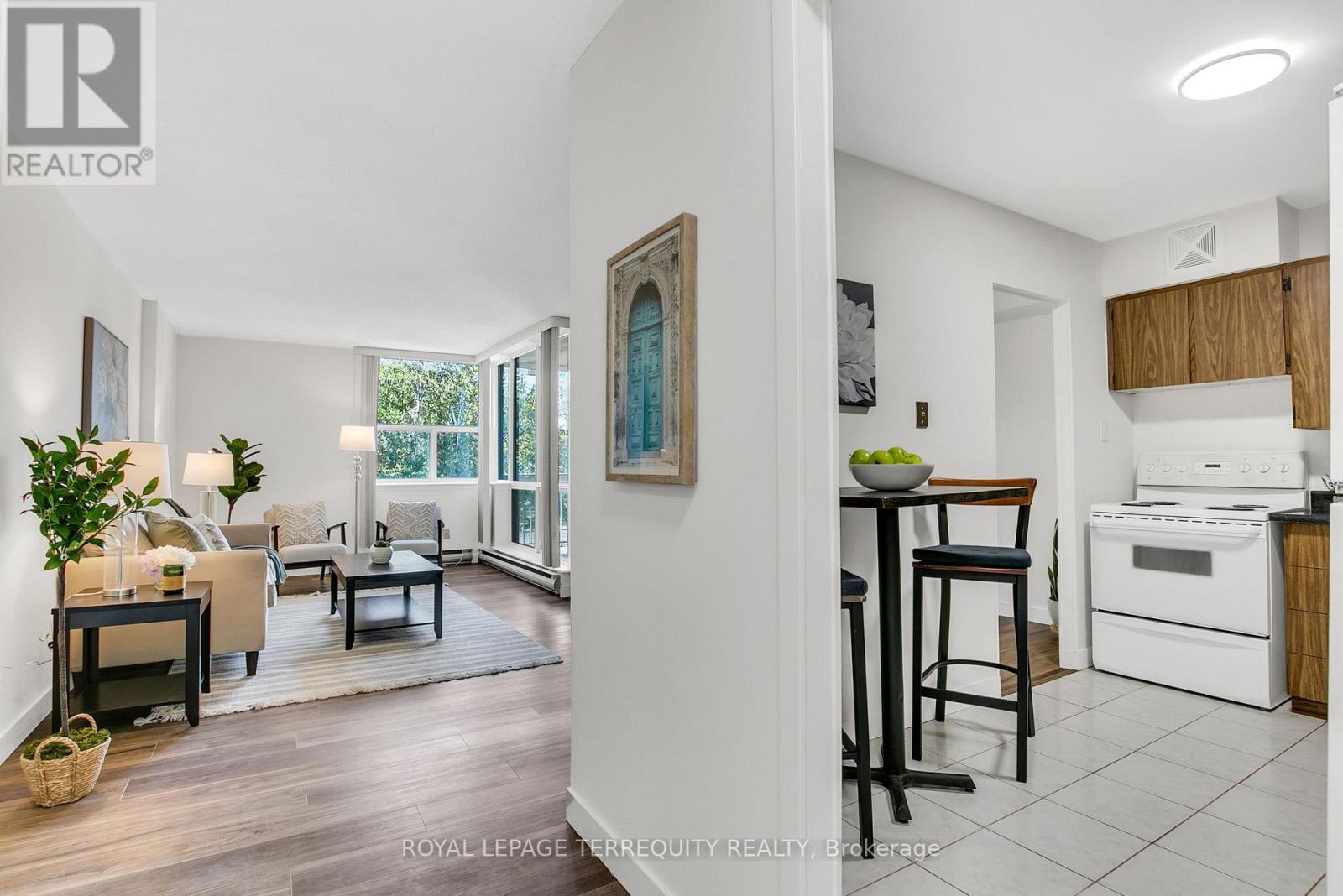 207 - 2500 Bridletowne Circle, Toronto, Ontario  M1W 2V6 - Photo 1 - E12394466