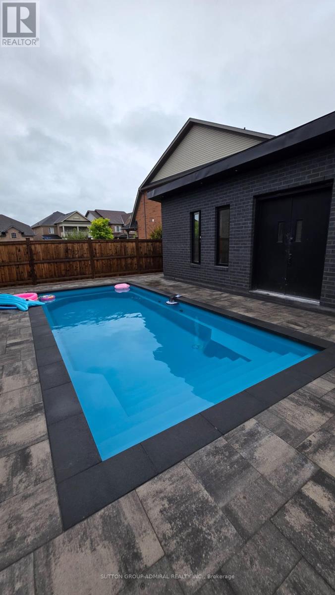 66 Reid Road, Bradford West Gwillimbury, Ontario  L3Z 0B8 - Photo 25 - N12393529