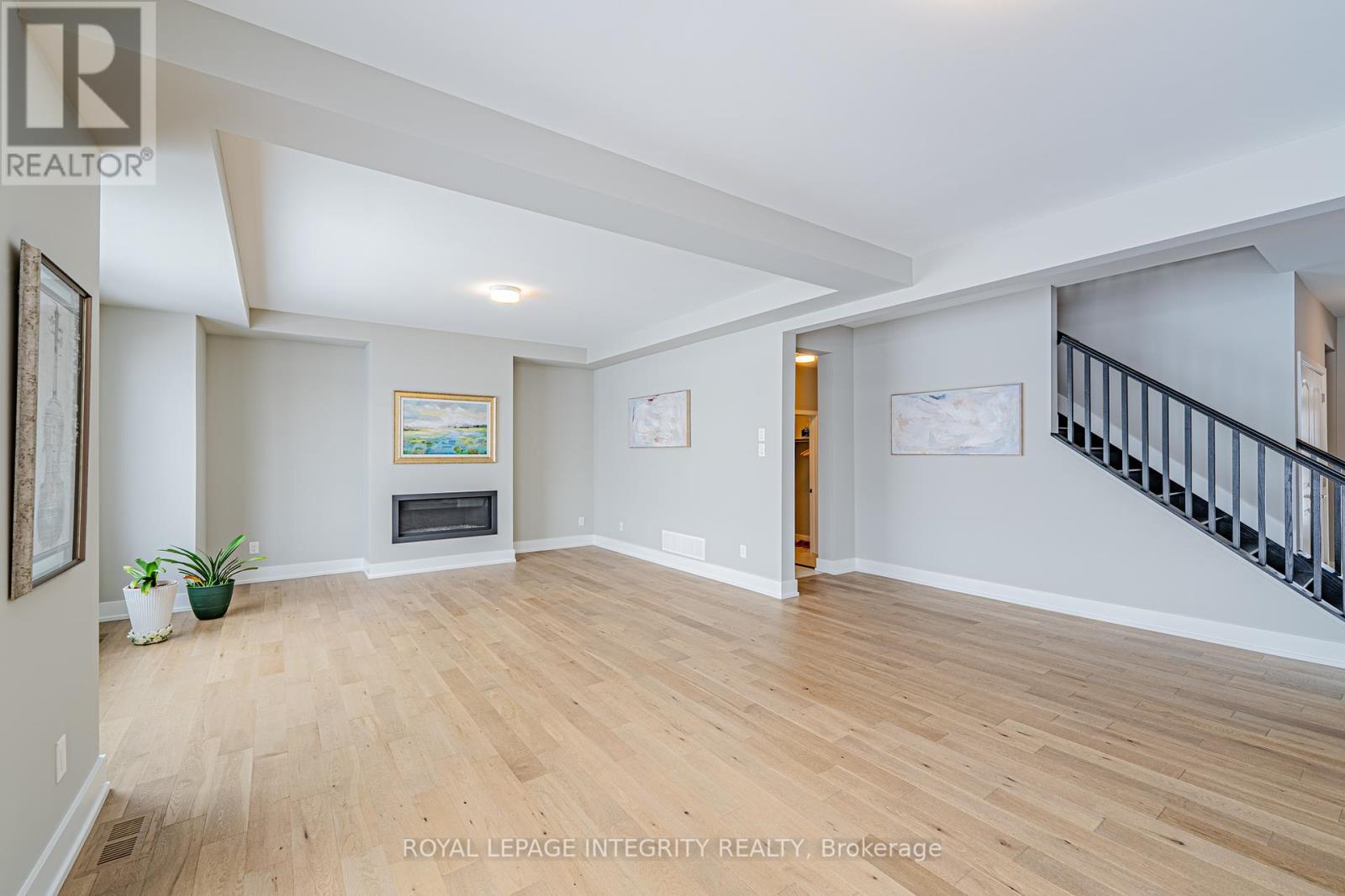 709 Fenwick Way, Ottawa, Ontario  K2J 7E2 - Photo 11 - X12394598