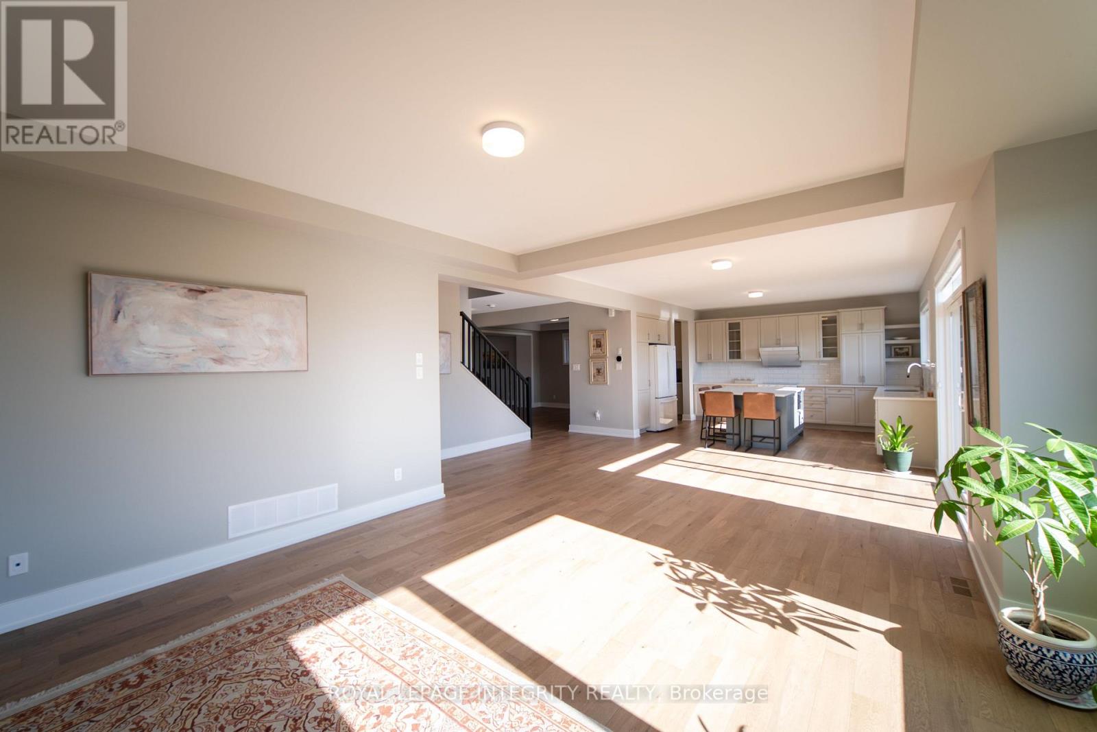 709 Fenwick Way, Ottawa, Ontario  K2J 7E2 - Photo 14 - X12394598