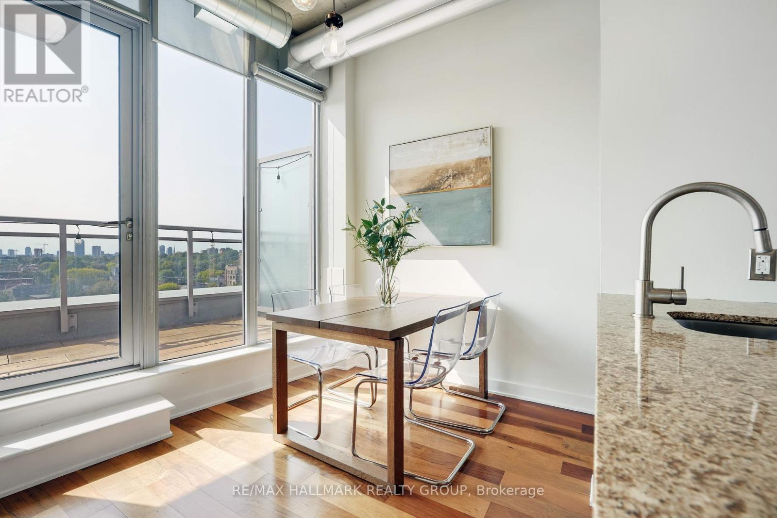 Penthouse 804 - 360 Mcleod Street, Ottawa, Ontario  K2P 1A9 - Photo 14 - X12394652