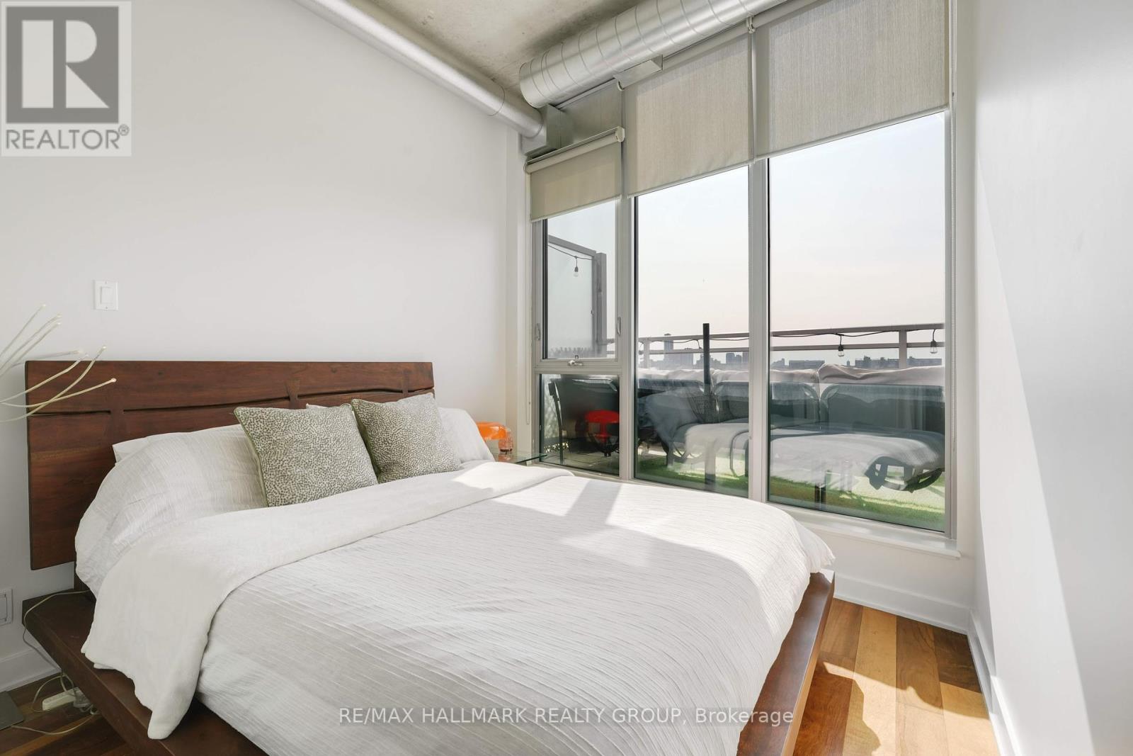 Penthouse 804 - 360 Mcleod Street, Ottawa, Ontario  K2P 1A9 - Photo 19 - X12394652
