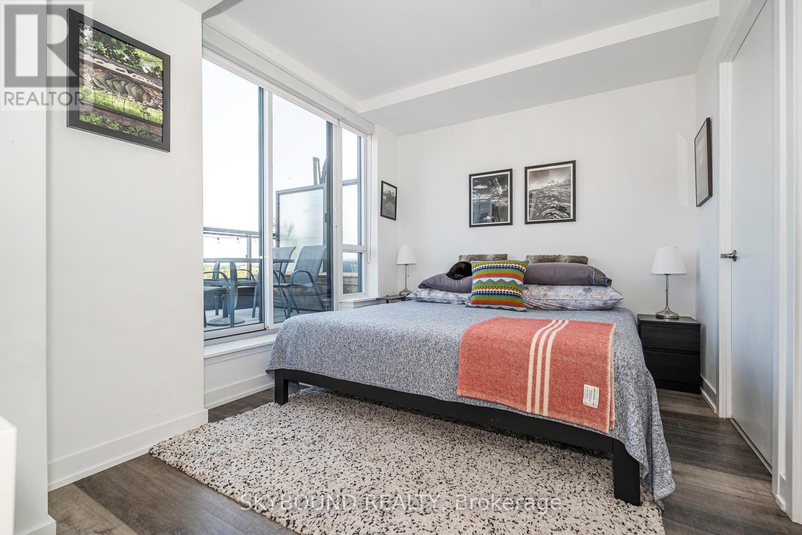 # 805 - 630 Greenwood Avenue, Toronto, Ontario  M4J 0A8 - Photo 9 - E12393825