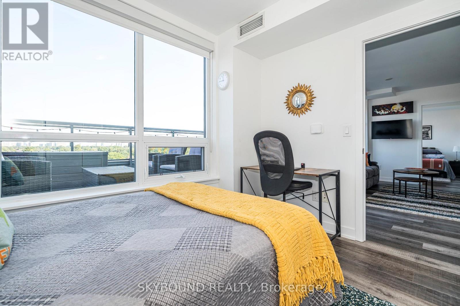 # 805 - 630 Greenwood Avenue, Toronto, Ontario  M4J 0A8 - Photo 14 - E12393825