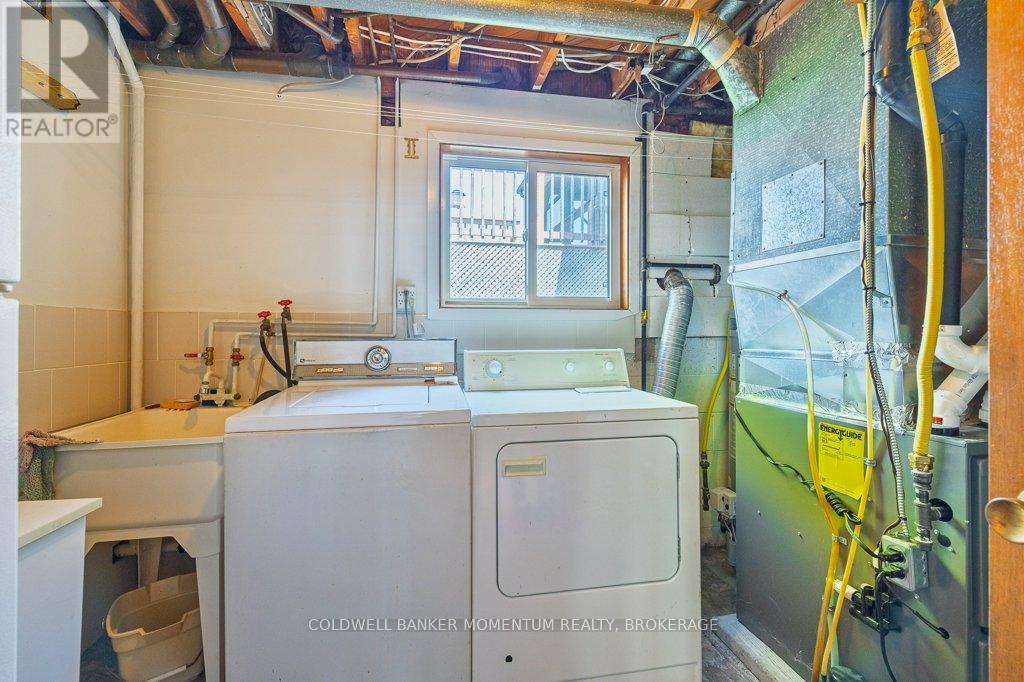 82 Mcdonald Avenue, Thorold, Ontario  L2V 3E7 - Photo 17 - X12394660