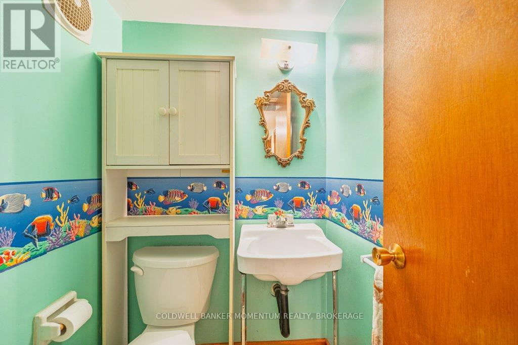 82 Mcdonald Avenue, Thorold, Ontario  L2V 3E7 - Photo 22 - X12394660