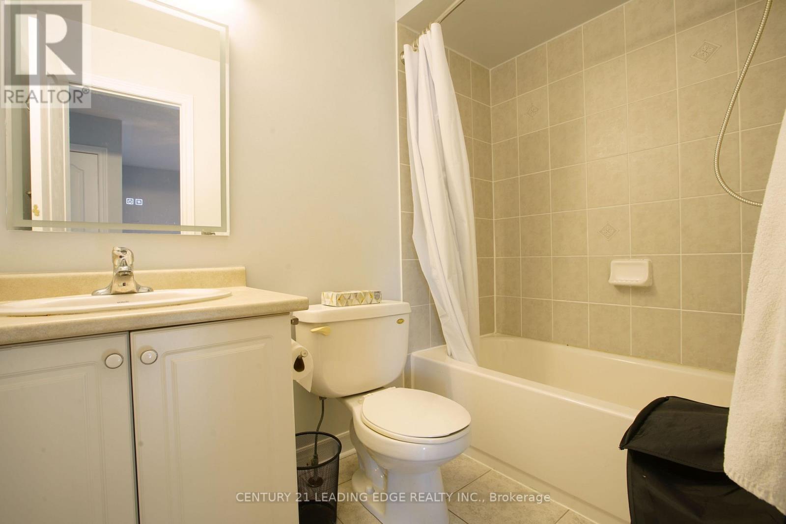 648 South Unionville Avenue, Markham (Village Green-South Unionville), Ontario  L3R 8V1 - Photo 13 - N12394505