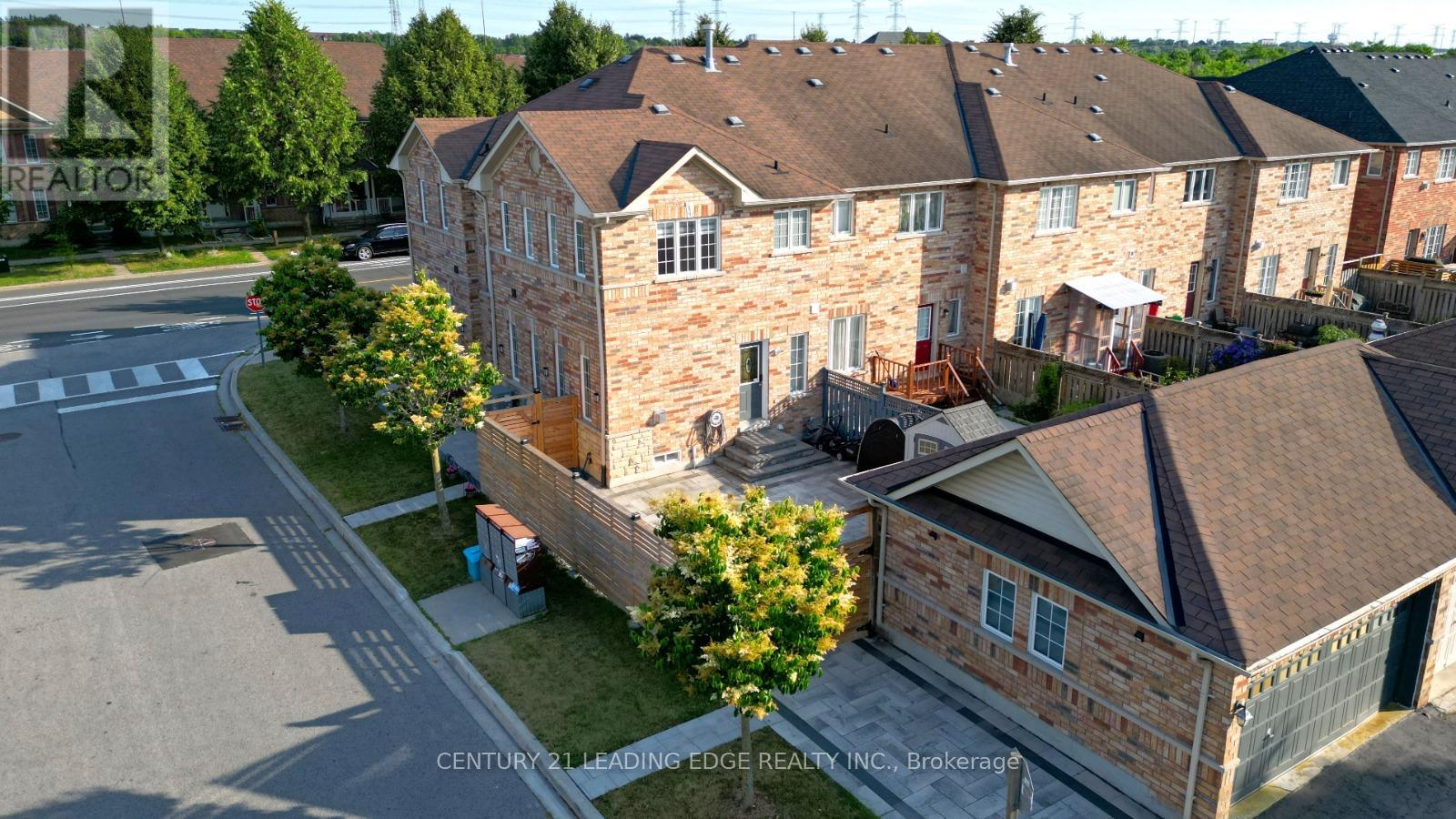 648 South Unionville Avenue, Markham (Village Green-South Unionville), Ontario  L3R 8V1 - Photo 21 - N12394505