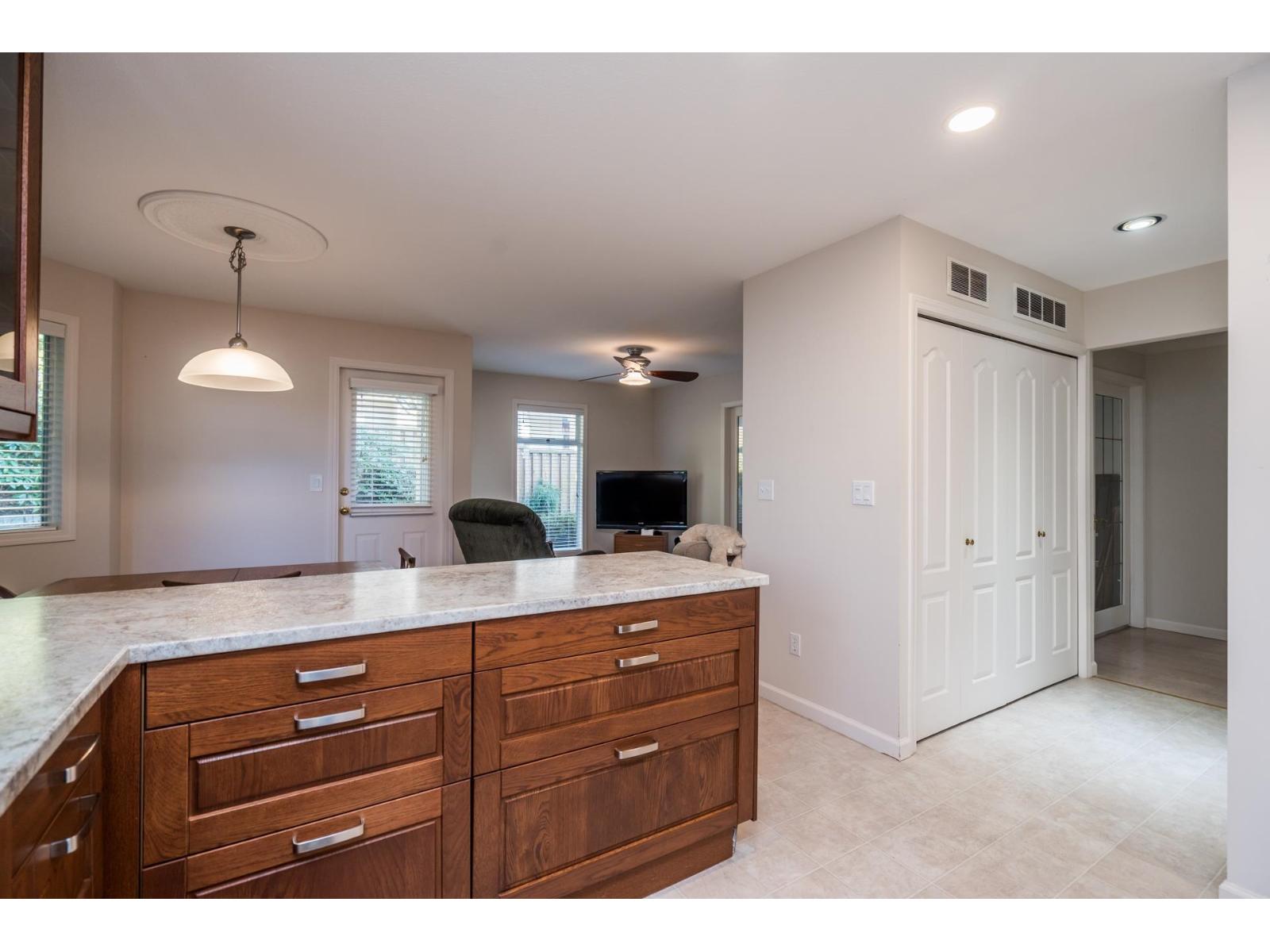 4 12981 17 Avenue, Surrey, British Columbia  V4A 8T3 - Photo 11 - R3045395
