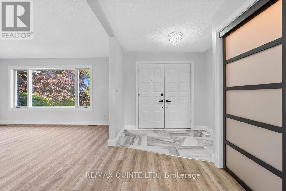 737 County Road 18 Road, Prince Edward County (Athol Ward), Ontario  K0K 1P0 - Photo 3 - X12394541