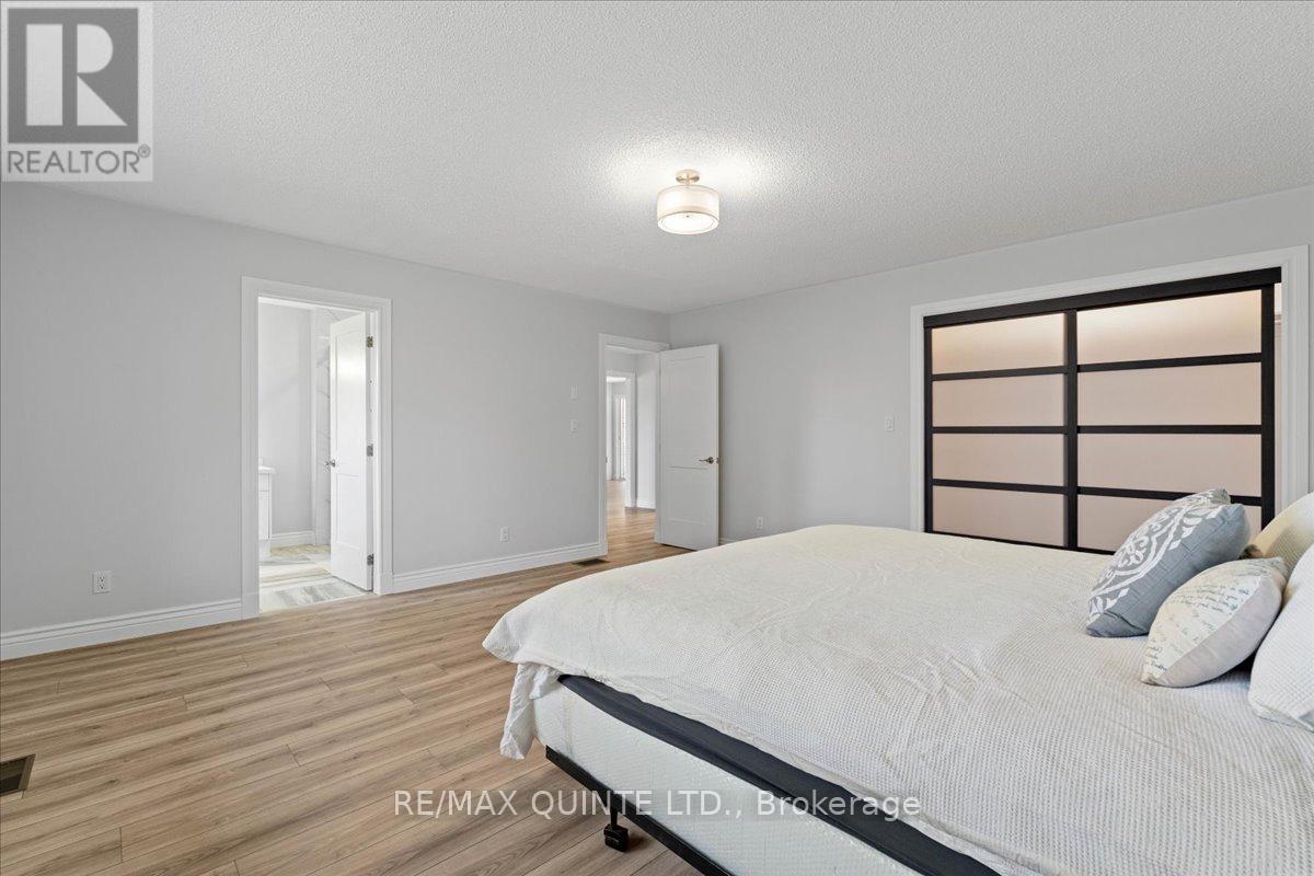 737 County Road 18 Road, Prince Edward County (Athol Ward), Ontario  K0K 1P0 - Photo 31 - X12394541