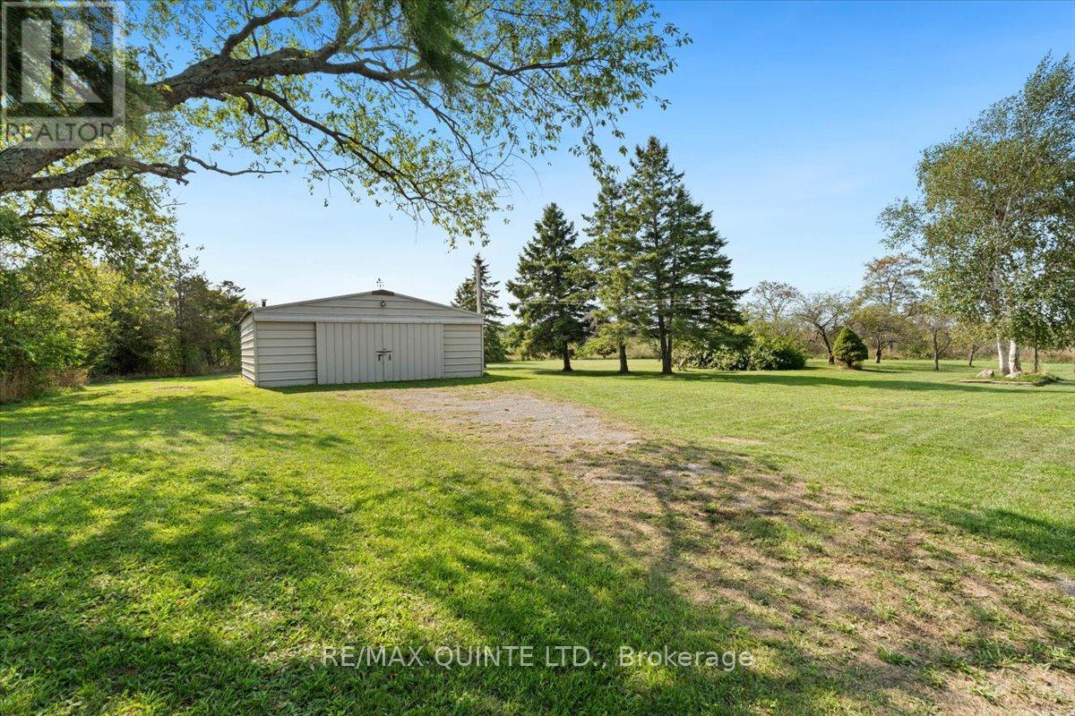 737 County Road 18 Road, Prince Edward County (Athol Ward), Ontario  K0K 1P0 - Photo 40 - X12394541