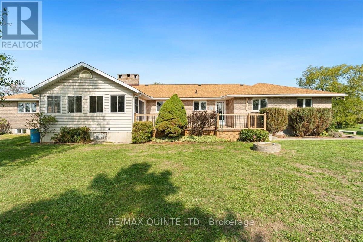 737 County Road 18 Road, Prince Edward County (Athol Ward), Ontario  K0K 1P0 - Photo 45 - X12394541