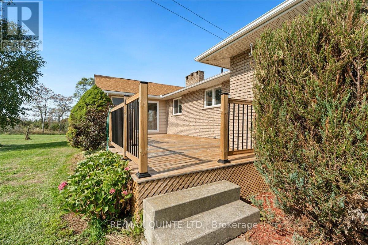 737 County Road 18 Road, Prince Edward County (Athol Ward), Ontario  K0K 1P0 - Photo 46 - X12394541