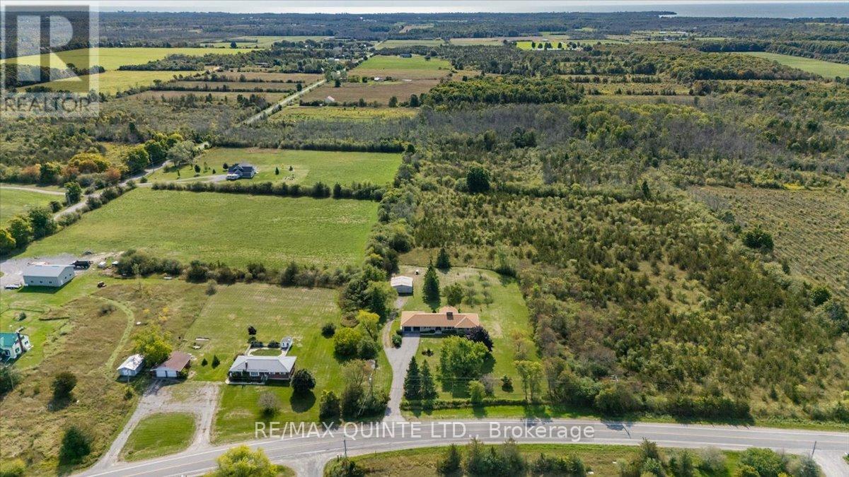 737 County Road 18 Road, Prince Edward County (Athol Ward), Ontario  K0K 1P0 - Photo 47 - X12394541