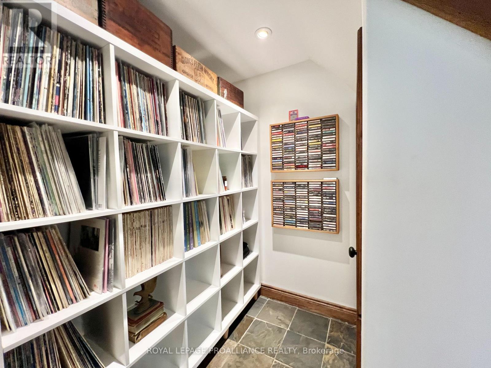 314 Halloway Road, Quinte West, Ontario  K0K 3E0 - Photo 10 - X12394657