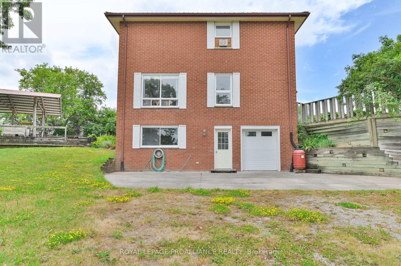 255 Huffman Road, Quinte West, Ontario  K0K 2C0 - Photo 39 - X12394668