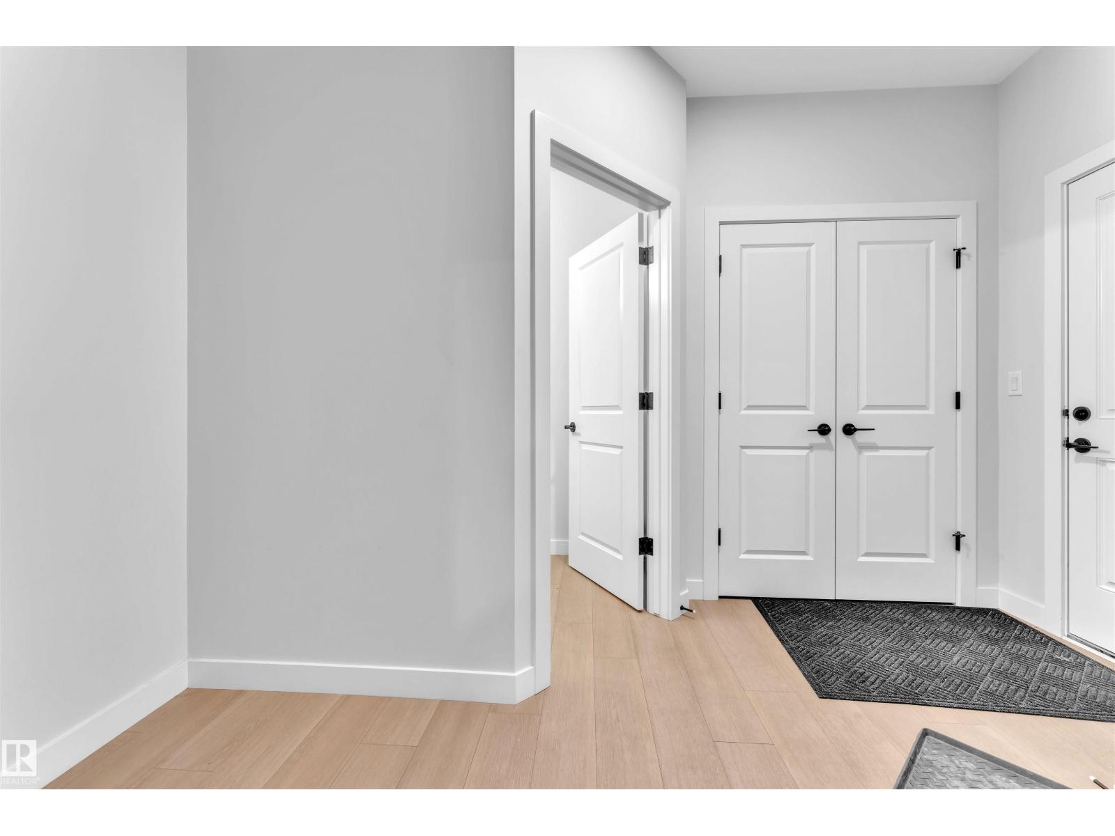 16236 31 Av Sw, Edmonton, Alberta  T6W 4X2 - Photo 5 - E4457044