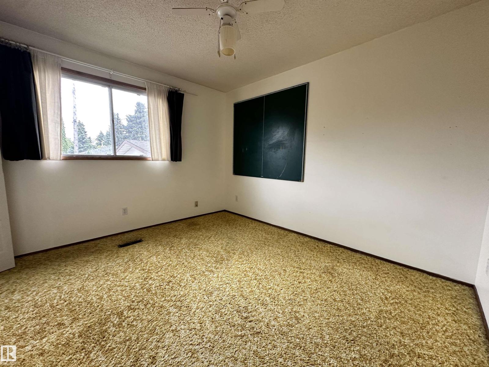 8515 86 Av Nw, Edmonton, Alberta  T6C 1J4 - Photo 11 - E4457046