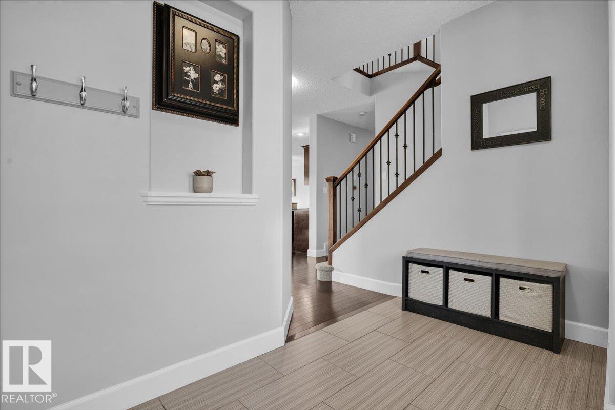 Property at 17028 78 ST NW image 3
