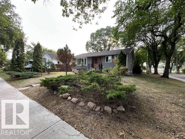11242 52 ST NW, Edmonton, Alberta