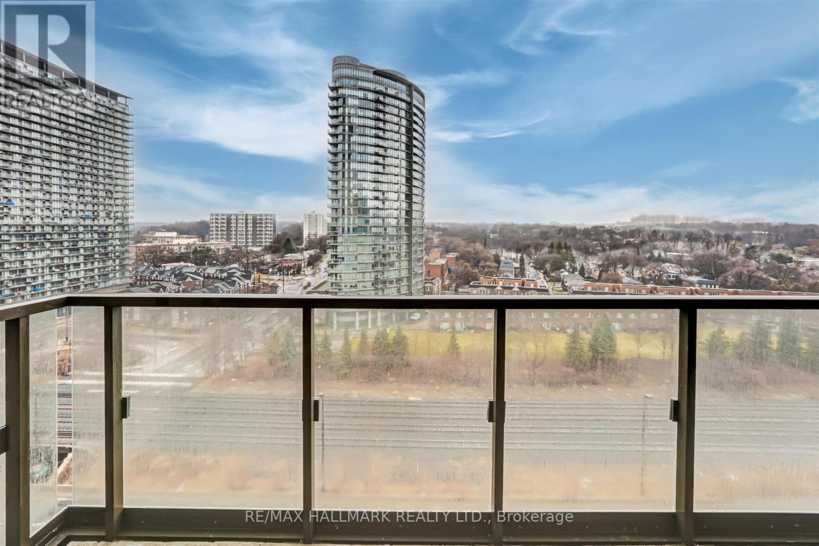 1502 - 1928 Lake Shore Boulevard W, Toronto, Ontario  M6S 0B1 - Photo 12 - W12394444