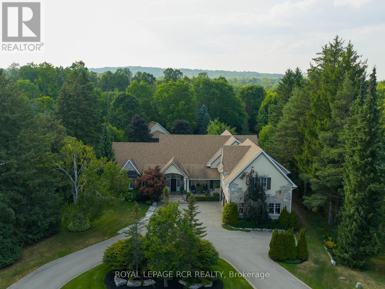 84 Kennedy Road, Caledon, Ontario  L7C 2A7 - Photo 1 - W12394471