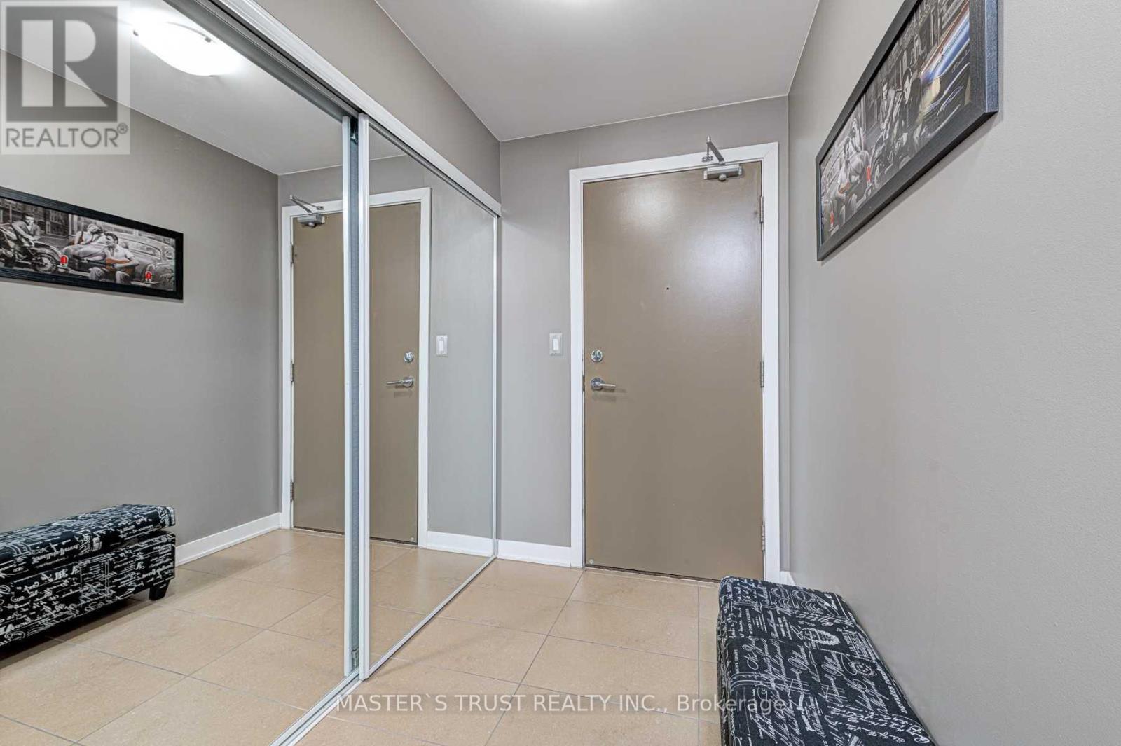 2804 - 4065 Brickstone Mews, Mississauga, Ontario  L5B 0G3 - Photo 2 - W12394480