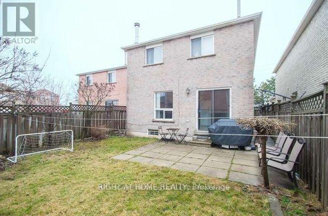 Upper - 56 Stanwell Drive, Brampton, Ontario  L6Z 3Y6 - Photo 16 - W12394485