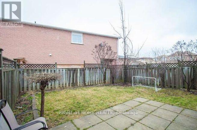 Upper - 56 Stanwell Drive, Brampton, Ontario  L6Z 3Y6 - Photo 17 - W12394485