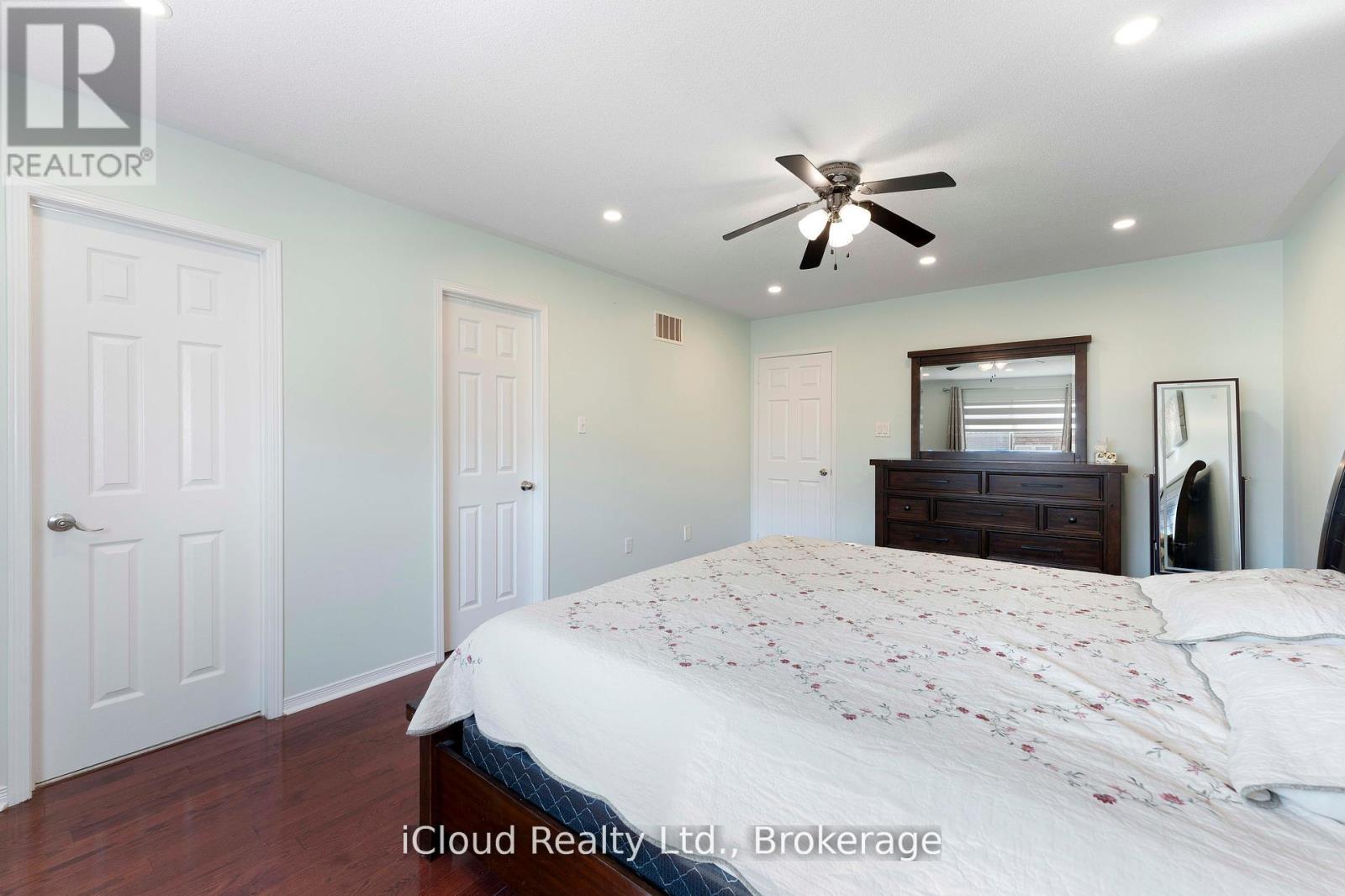 4758 Allegheny Road, Mississauga (Hurontario), Ontario  L5R 0A6 - Photo 32 - W12394516