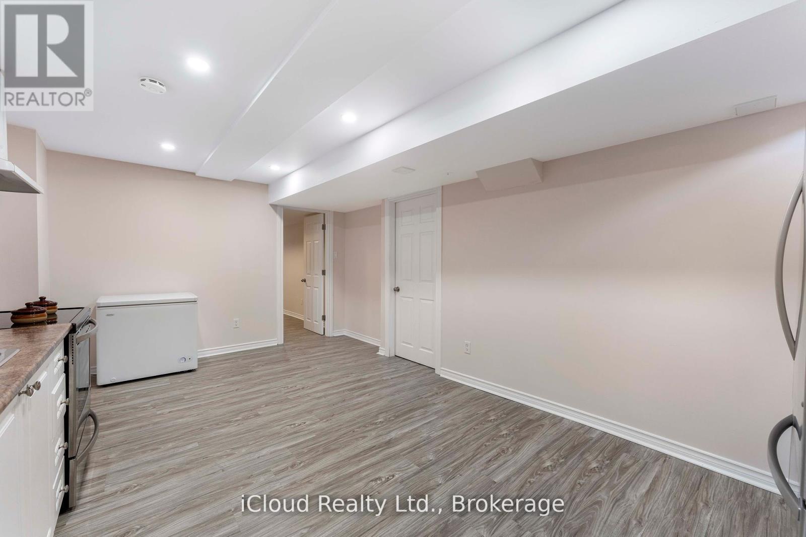 4758 Allegheny Road, Mississauga (Hurontario), Ontario  L5R 0A6 - Photo 40 - W12394516