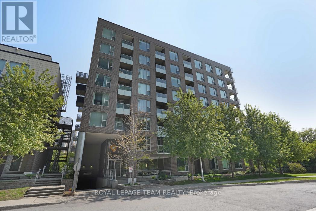 324 - 300C LETT STREET, Ottawa, Ontario