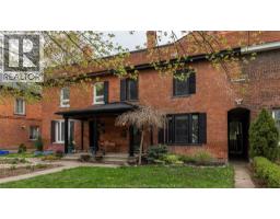 952 Monmouth, Windsor, Ontario