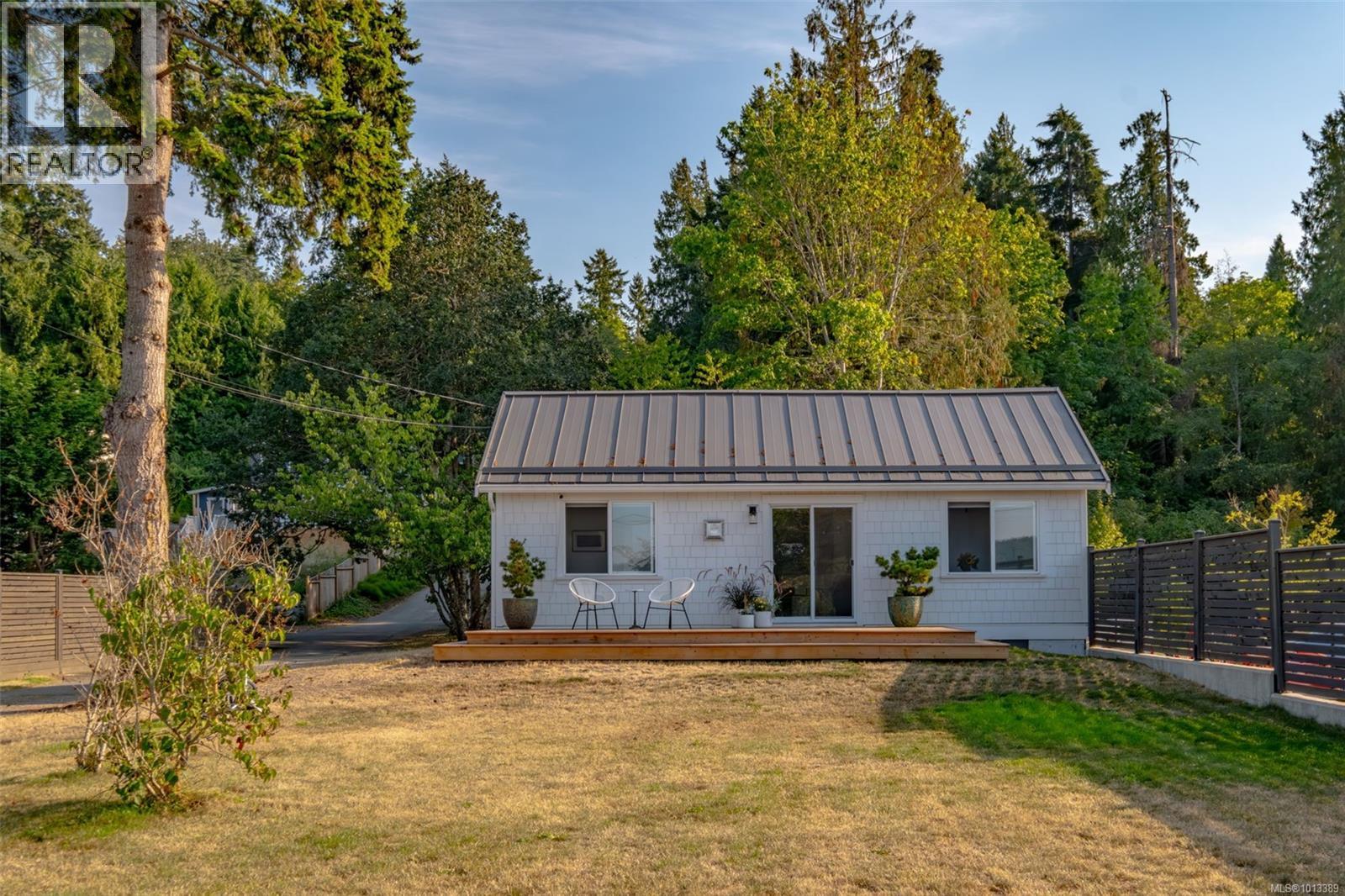 7902 Lantzville Rd, Lantzville, British Columbia  V0N 1B0 - Photo 9 - 1013389
