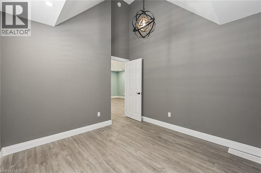 95 Houghton Avenue N, Hamilton, Ontario  L8H 4L5 - Photo 20 - 40768438