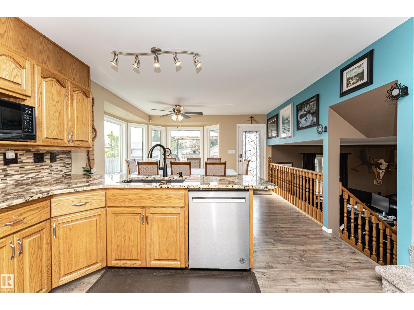 9007 102 Av, Morinville, Alberta  T8R 1B5 - Photo 18 - E4457053